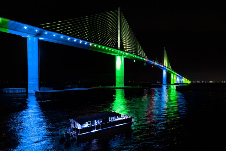 Our Cruise gives you the best seat there is to the Skyway Bridge Light Show! Different display every night of the week!